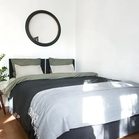 Teika No 1 In A Quiet Area, Self Check-in ريغا