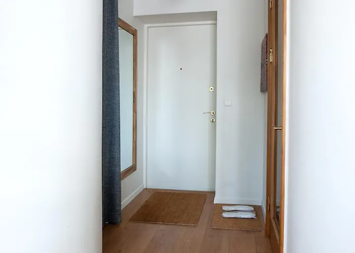 Teika No 1 In A Quiet Area, Self Check-in Ρίγα